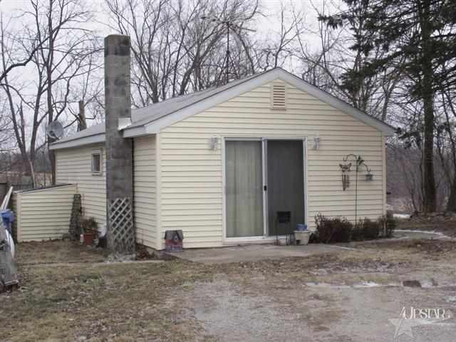 976 W Sheckler Rd, Columbia City, IN 46725 photo 2