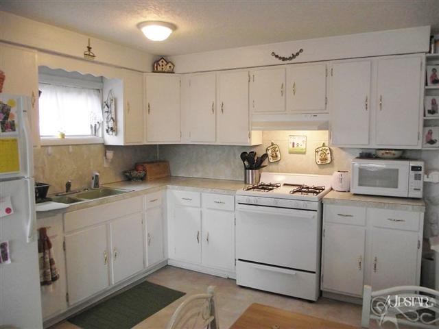 976 W Sheckler Rd, Columbia City, IN 46725 photo 6