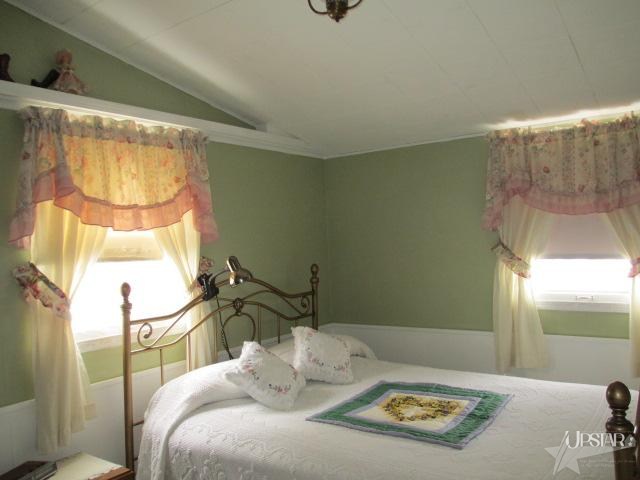704 W Rush St, Kendallville, IN 46755 photo 9