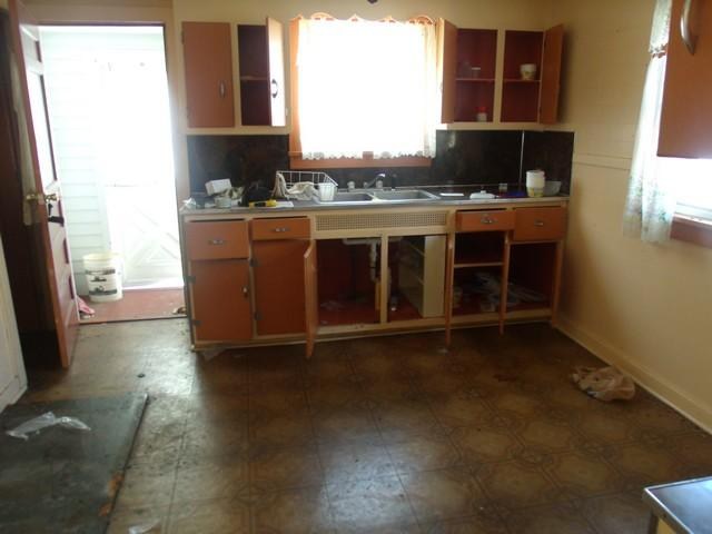 3903 Eastway Dr, Fort Wayne, IN 46806 photo 7