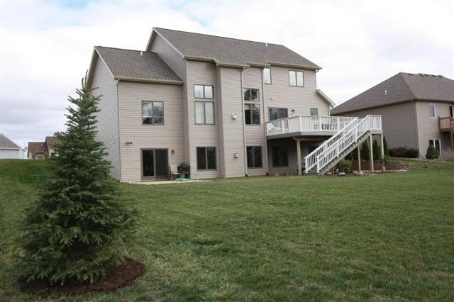 3230 Shallowbrook Dr, Fort Wayne, IN 46814 photo 2