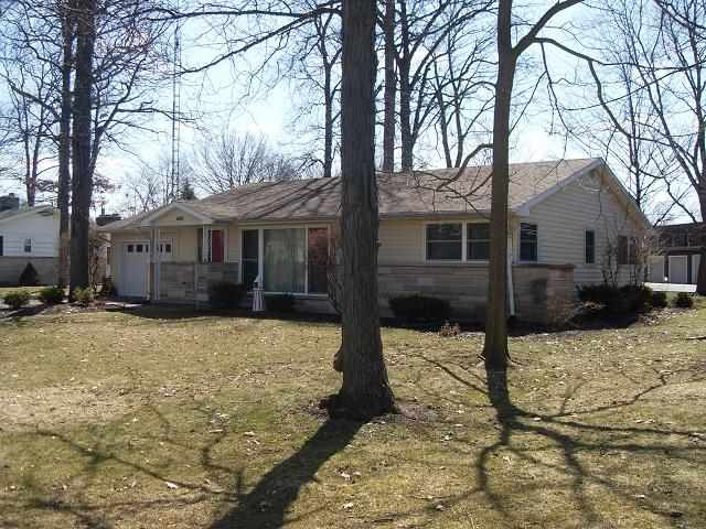 566 Sherwayne Dr, Berne, IN 46711 photo 1