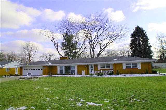 8604 Fiesta Way, Fort Wayne, IN 46815 photo 2