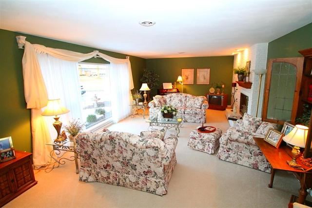 8604 Fiesta Way, Fort Wayne, IN 46815 photo 9