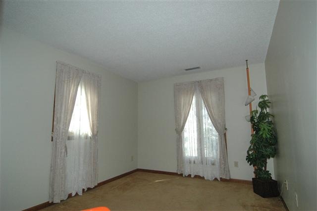 7410 Leswood Ct, Fort Wayne, IN 46816 photo 13