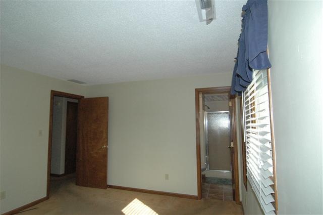 7410 Leswood Ct, Fort Wayne, IN 46816 photo 17