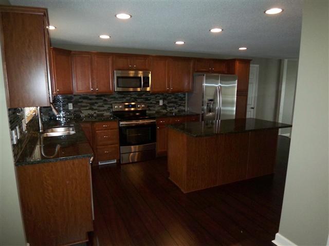 8231 Greenwich Ct, Fort Wayne, IN 46835 photo 3
