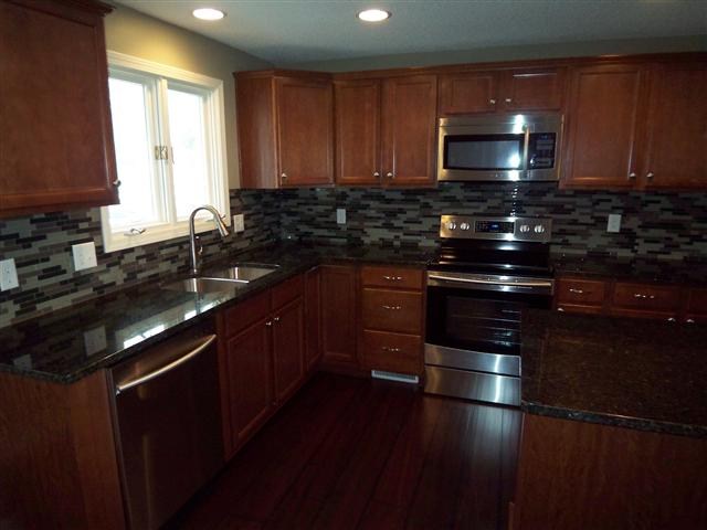 8231 Greenwich Ct, Fort Wayne, IN 46835 photo 4