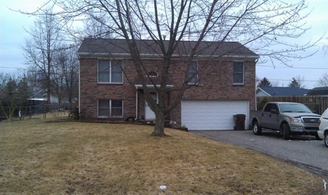 104 N Bunn St, Ossian, IN 46777 photo 1
