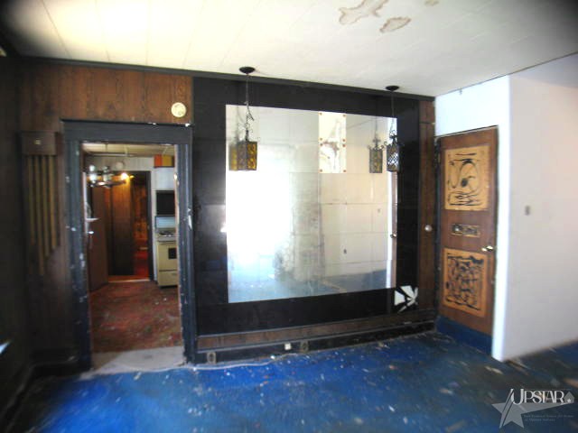 911 Lincoln Ave, Fort Wayne, IN 46807 photo 2