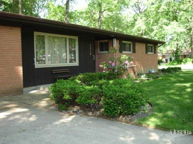 4312 Dodge Ave, Fort Wayne, IN 46815 photo 1