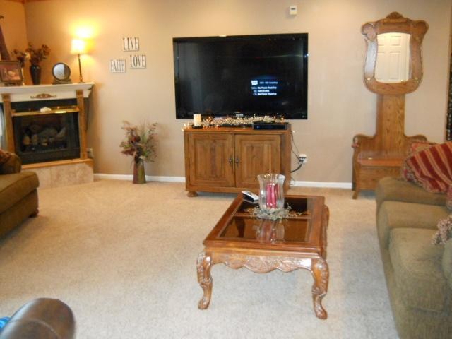 103 Windsor Ct, Decatur, IN 46733 photo 6