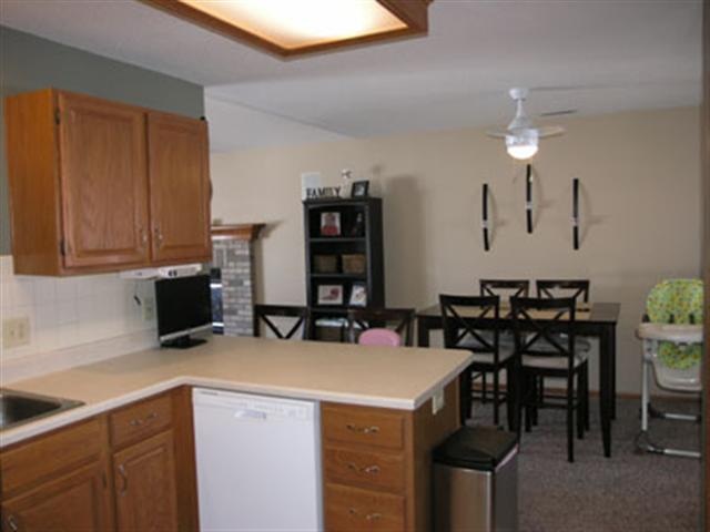 10919 Millstone Dr, Fort Wayne, IN 46818 photo 12