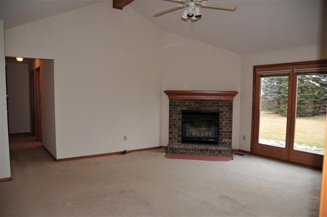 10418 Liberty Glen Dr, Fort Wayne, IN 46804 photo 2