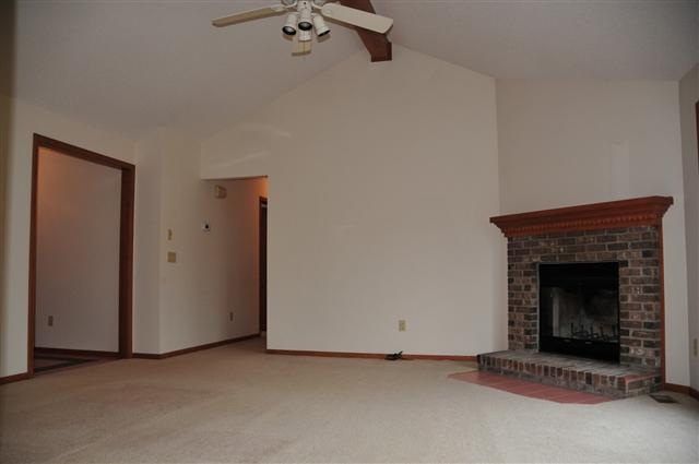 10418 Liberty Glen Dr, Fort Wayne, IN 46804 photo 3