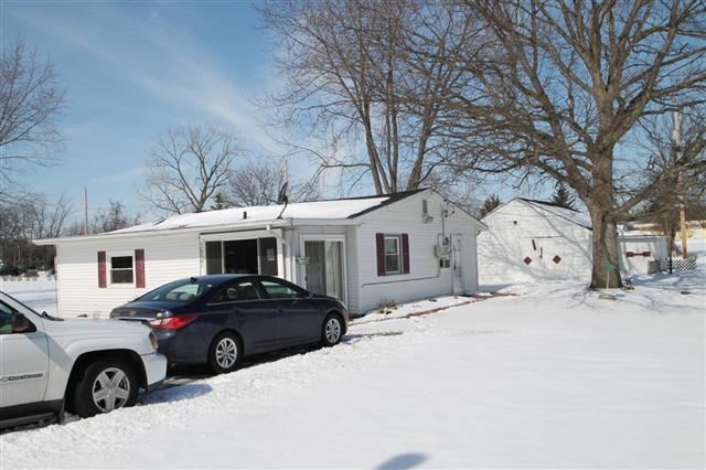 3907 Clermont Ave, Fort Wayne, IN 46806 photo 2