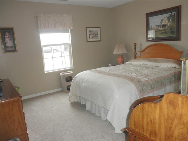 407 Blakewood Ct, Ossian, IN 46777 photo 12