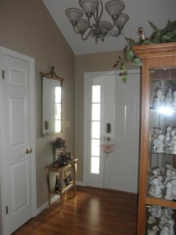 407 Blakewood Ct, Ossian, IN 46777 photo 4