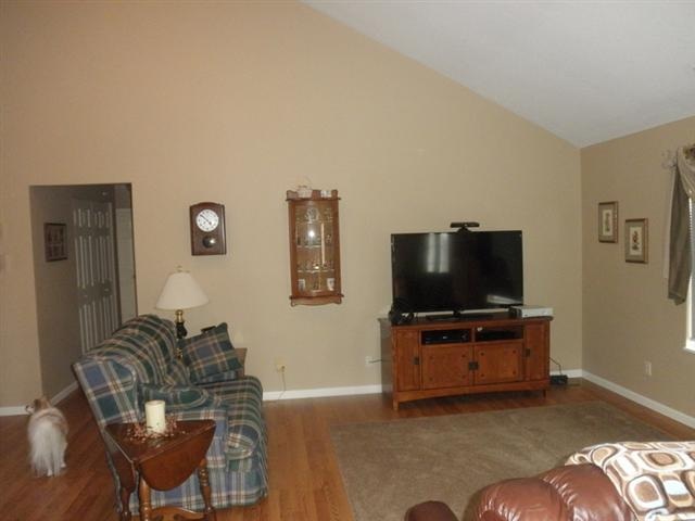 407 Blakewood Ct, Ossian, IN 46777 photo 7
