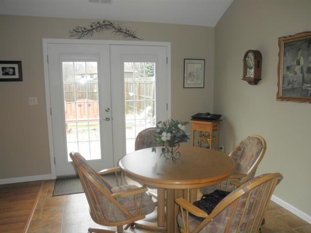 407 Blakewood Ct, Ossian, IN 46777 photo 8