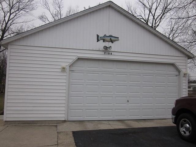 7106 Bradbury Ave, Fort Wayne, IN 46809 photo 2