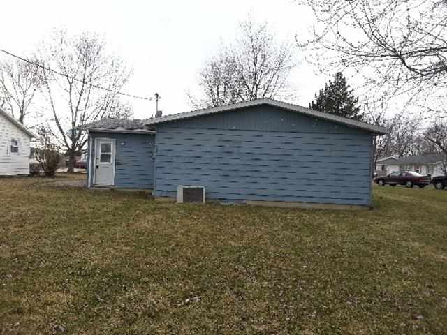 57 Hi Lo Dr, Bluffton, IN 46714 photo 4