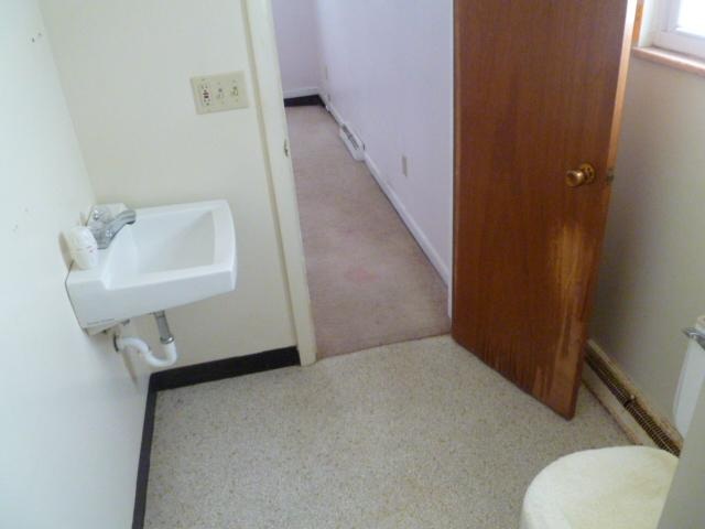 2507 Oakwood Dr, Fort Wayne, IN 46816 photo 8