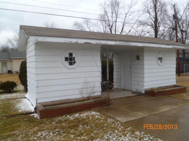 2507 Oakwood Dr, Fort Wayne, IN 46816 photo 14