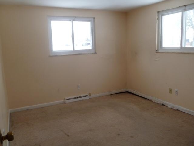 2507 Oakwood Dr, Fort Wayne, IN 46816 photo 11