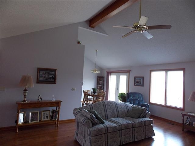 1129 Hidden Creek Cv, Fort Wayne, IN 46845 photo 4