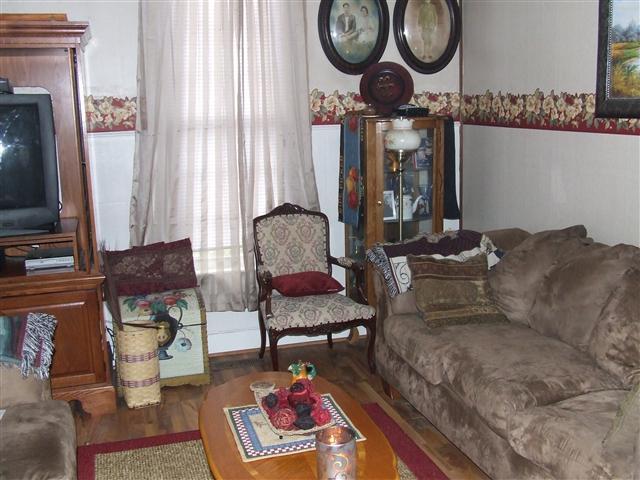 1045 Harris St, Huntington, IN 46750 photo 7