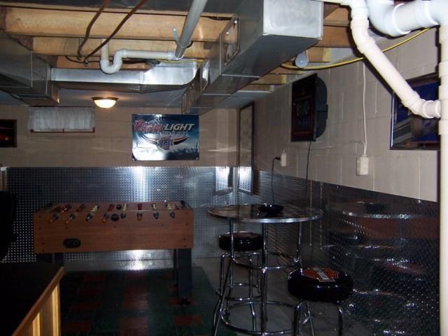 408 W Green St, Butler, IN 46721 photo 10