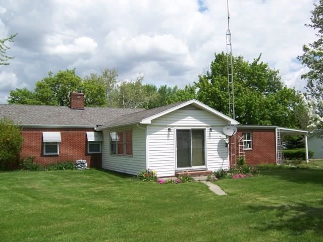 408 W Green St, Butler, IN 46721 photo 16