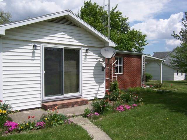 408 W Green St, Butler, IN 46721 photo 17