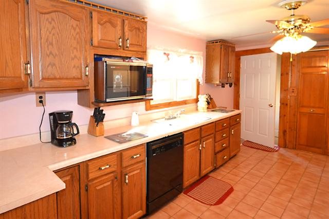 2110 Sheridan Rd, Fort Wayne, IN 46803 photo 4