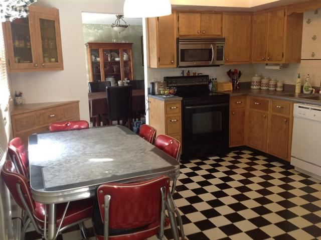 4034 Oakhurst Dr, Fort Wayne, IN 46815 photo 3