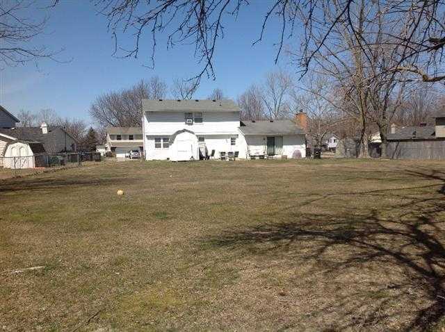 4034 Oakhurst Dr, Fort Wayne, IN 46815 photo 8