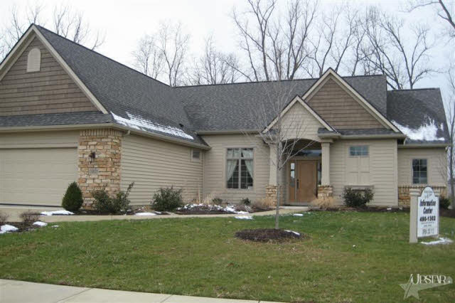 15805 Winterberry Ct, Huntertown, IN 46748 photo 1