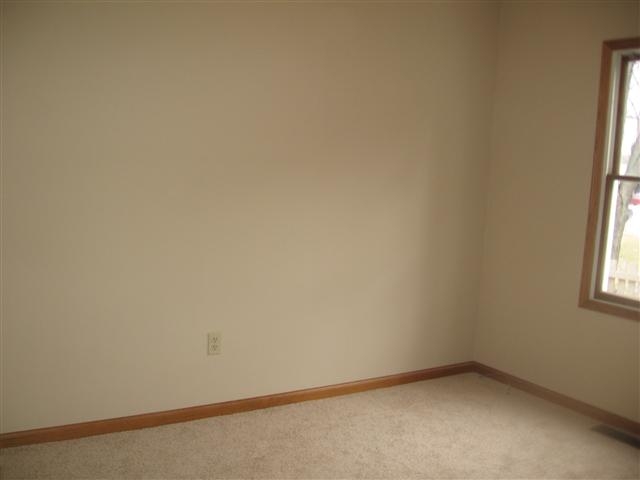 282 N Columbia Pkwy, Columbia City, IN 46725 photo 16