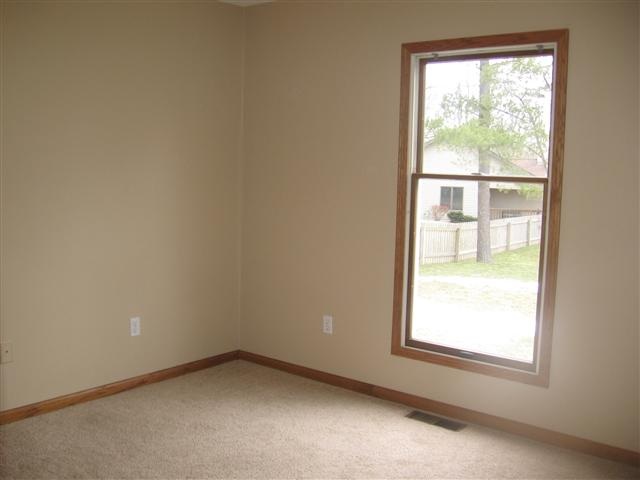 282 N Columbia Pkwy, Columbia City, IN 46725 photo 18