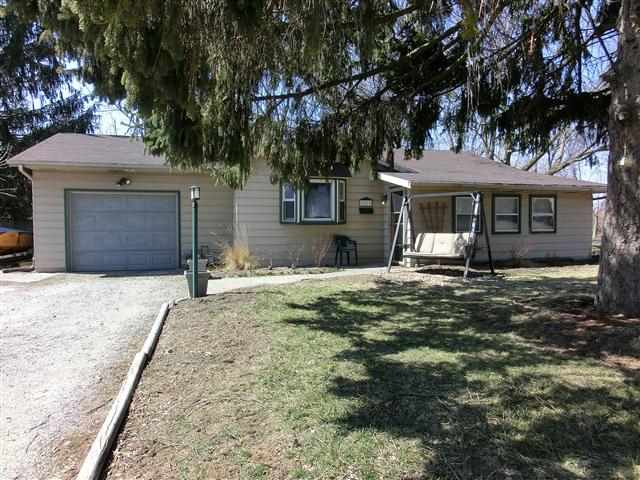 2819 Poinsette Dr, Fort Wayne, IN 46808 photo 1