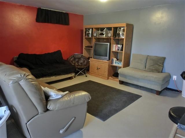2819 Poinsette Dr, Fort Wayne, IN 46808 photo 11