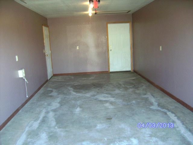 2404 Winch St, Fort Wayne, IN 46803 photo 4