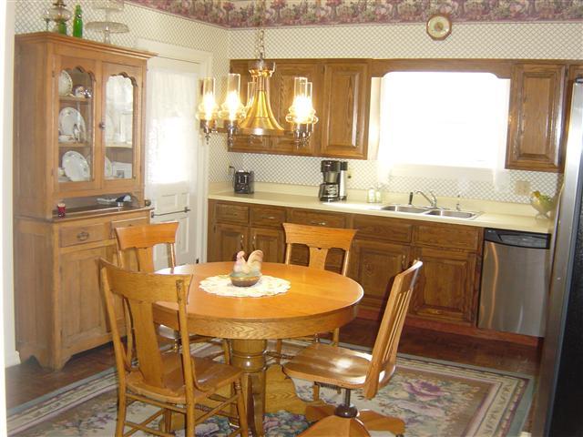 409 W Mill St, Ossian, IN 46777 photo 5