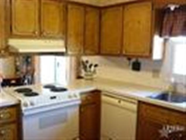 7615 Fritz Rd, Fort Wayne, IN 46818 photo 3