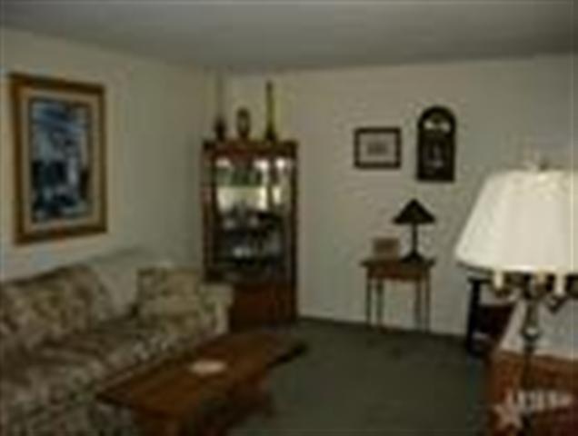 7615 Fritz Rd, Fort Wayne, IN 46818 photo 2