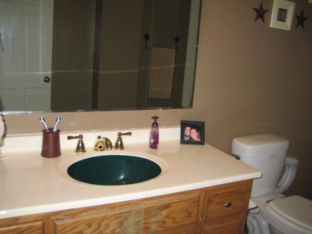 516 W Central Ave, Bluffton, IN 46714 photo 16