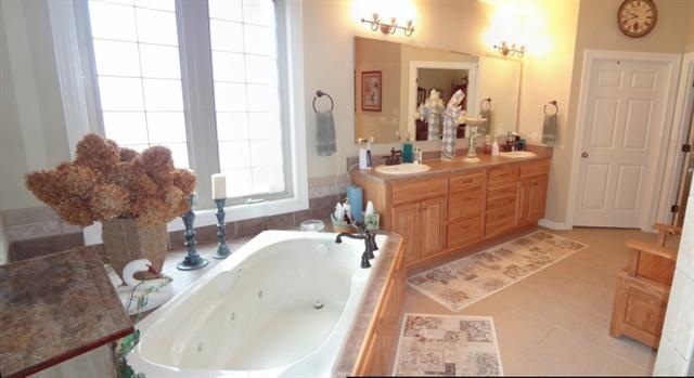 111 Tawney Eagle Ct, Huntertown, IN 46748 photo 20