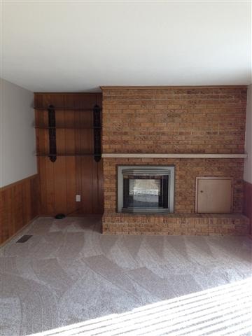 2038 Gladstone Dr, Fort Wayne, IN 46816 photo 7