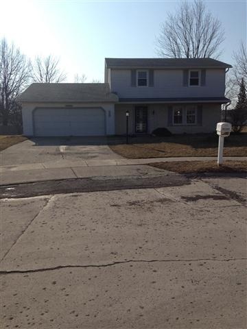 2038 Gladstone Dr, Fort Wayne, IN 46816 photo 1